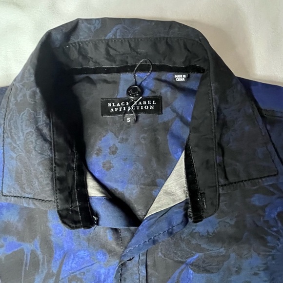 Affliction Blue and Black Skull Pattern Shirt - Picture 4 of 12